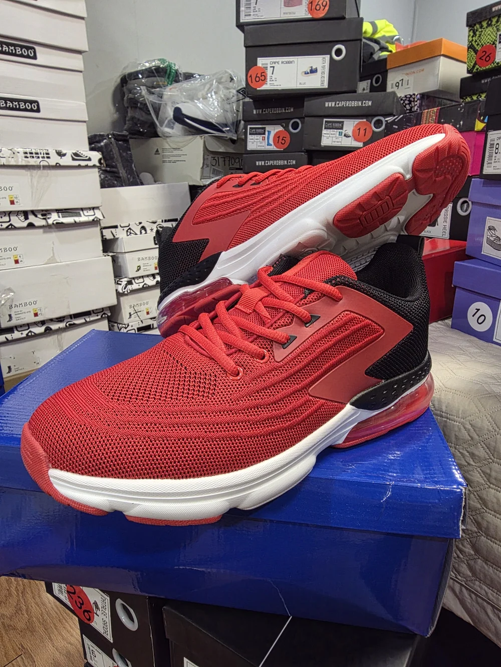 Men's Athletic Running Shoes - Red